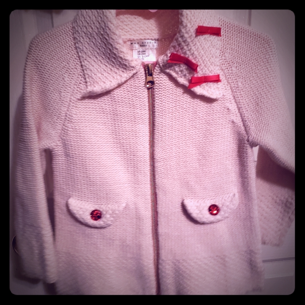Girls sweater